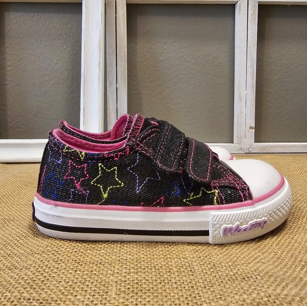WeeStep Toddler Girl's School Glitter Stars Sneaker w/ velcro straps, size8